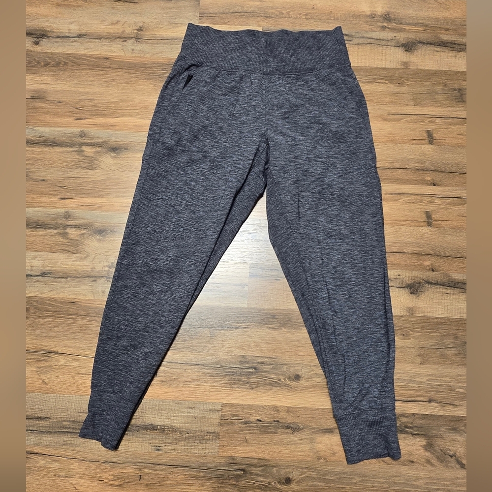 Athleta Venice High Rise Joggers Gray size Medium